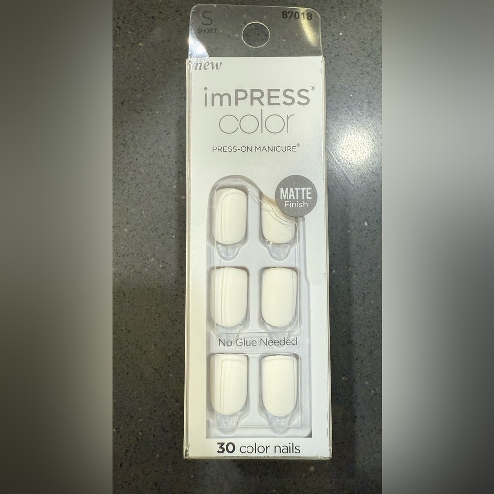 Impress Color White Matte Press-On Gel Manicure Nails